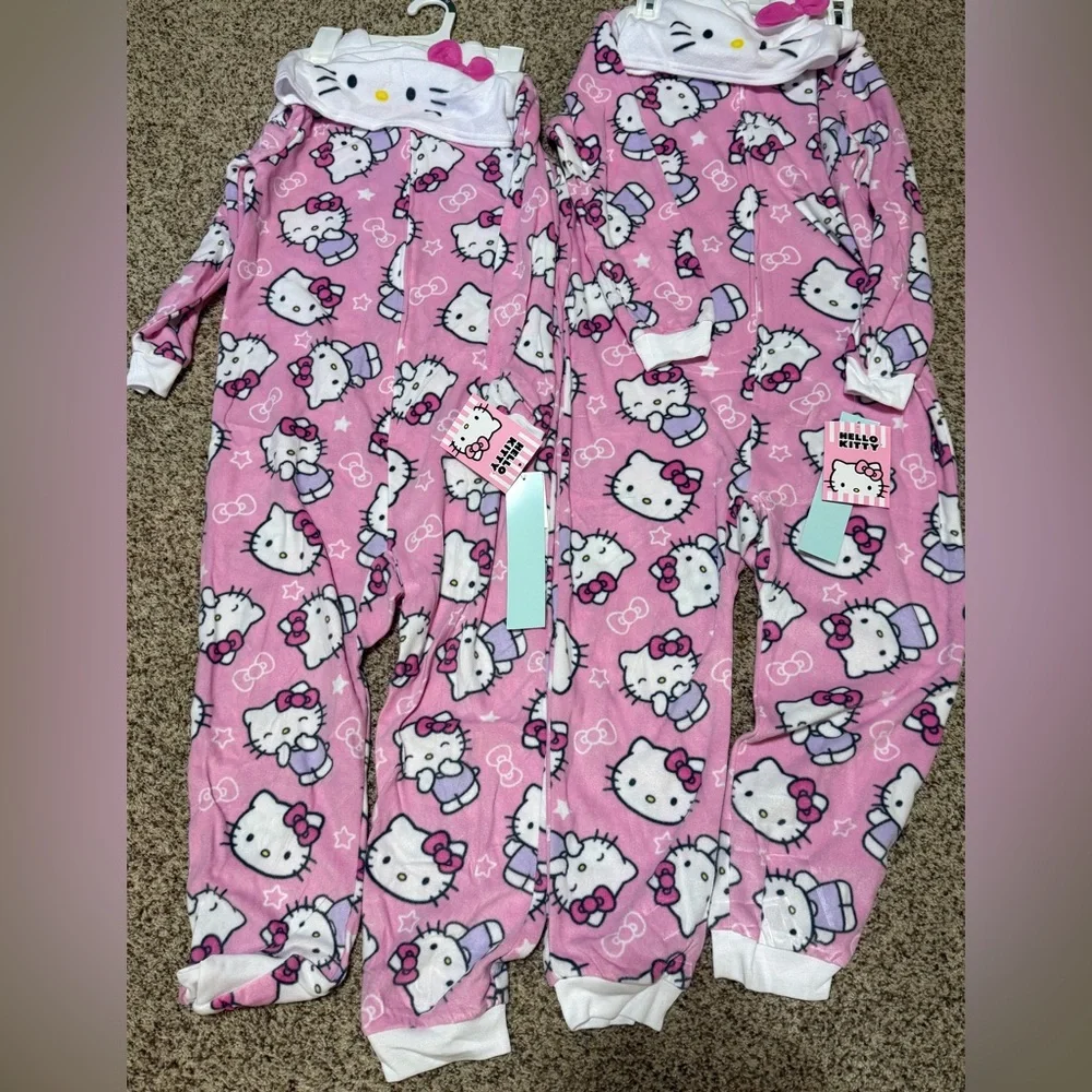 Hello Kitty Pink Fleece Allover Character Onesie Lot of 2 Girls Size 8 NWT